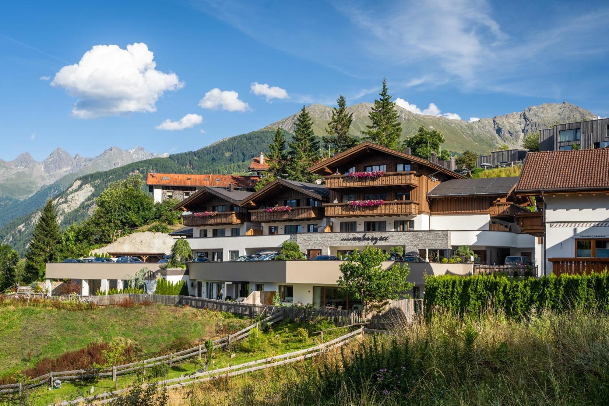 Alpin Chalet Am Burgsee 라디스 외부 사진